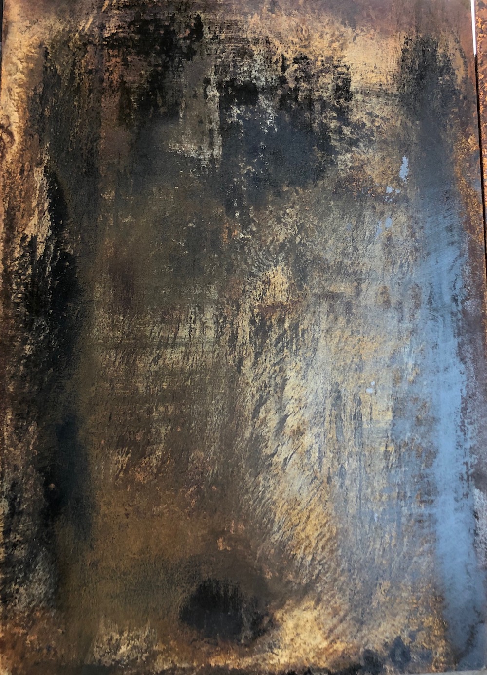Steel panel with two tone rusted surface