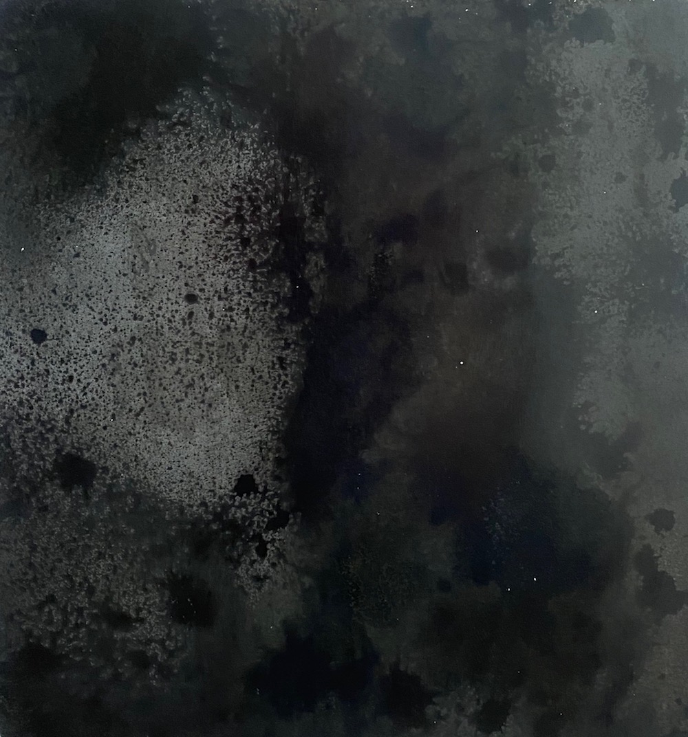 liquid Iron with mottled finish